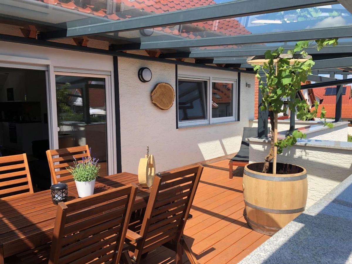 Apartment Keuerleber Holzmaden Экстерьер фото
